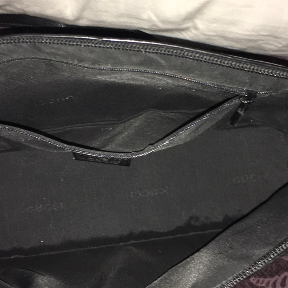 Vintage Gucci Black Patent Leather Bag - Picture 9 of 10
